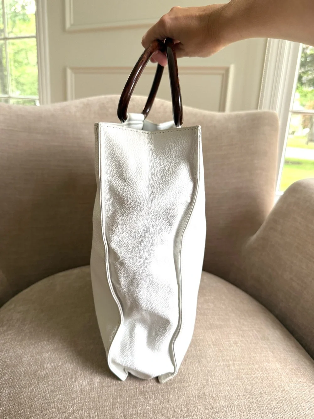 CHANEL authentic tote